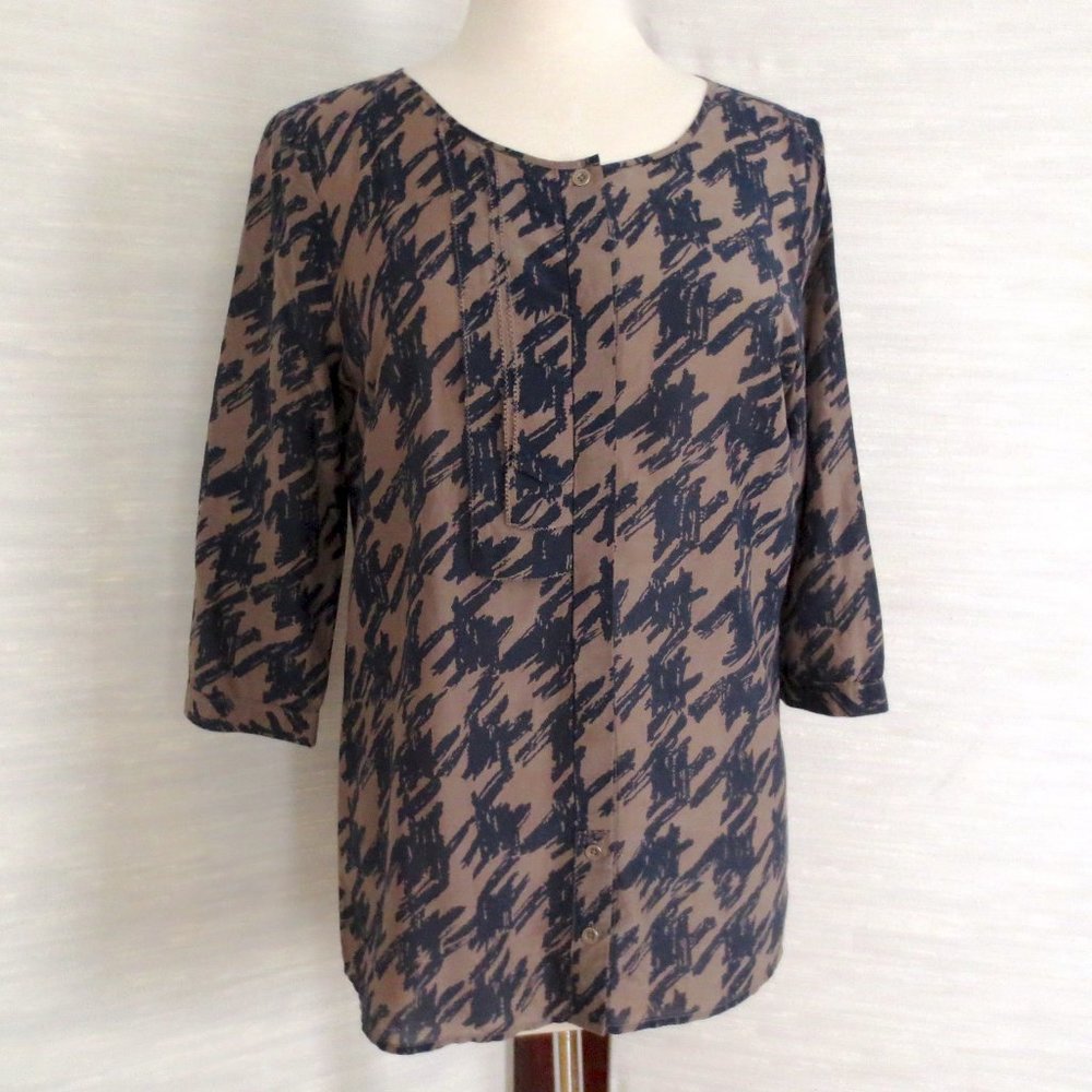 Gap Navy Blue Beige Tan Silk Cotton Blend Print Pattern Spring Summer Blouse